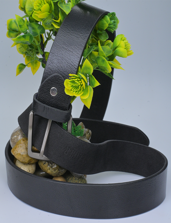 Handmade Black Genuine Leather Belt for Men – EenaCrafts
